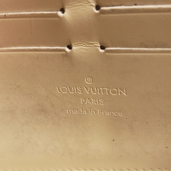 Louis Vuitton wallet - Picture 11 of 17
